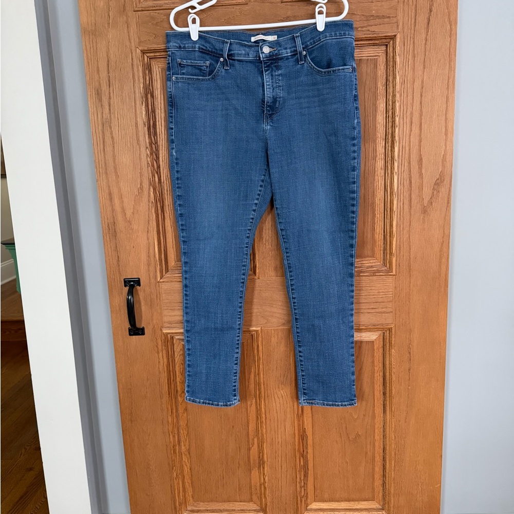 Women’s Levi’s Darker Wash Jeans Size  14